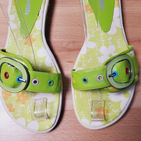 Daffodils 70s Retro Green Buckle Strap Flower Power Footbed Size EU 38 or US 7 - Picture 5 of 10